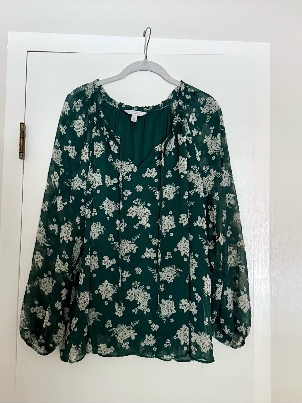 LC Lauren Conrad Green Floral Peasant Blouse